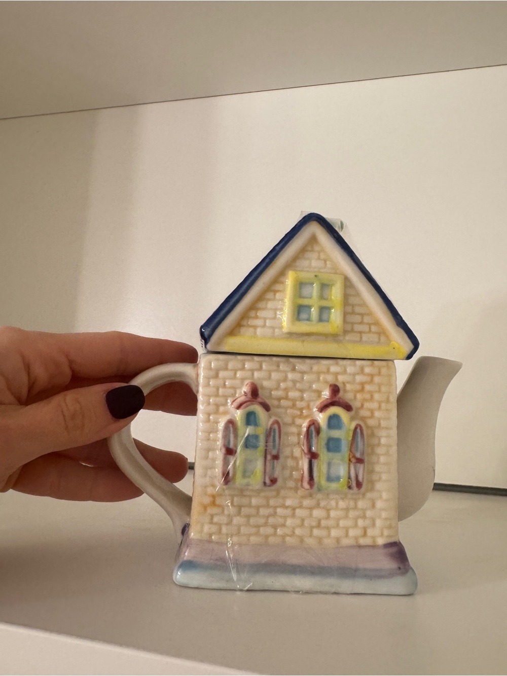 Vintage 2000 Collectors series teapots houses hand painted village coffee shop - Picture 7 of 15